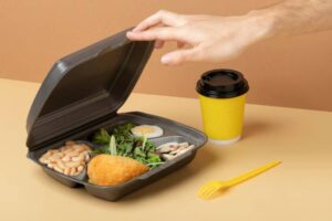 How to Keep Food Cold in Your Lunchbox